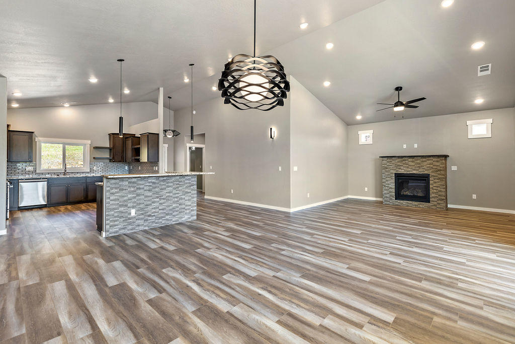 Sterling Heights Unit No 1 - Residential