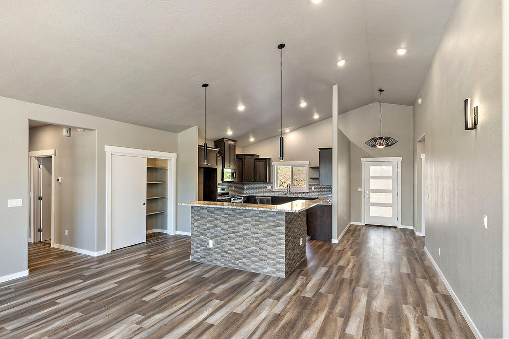 Sterling Heights Unit No 1 - Residential