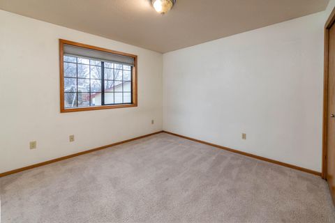Tiny photo for 21229 Nicole Court, Bend, OR 97701 (MLS # 220212234)
