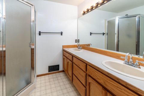 Tiny photo for 21229 Nicole Court, Bend, OR 97701 (MLS # 220212234)