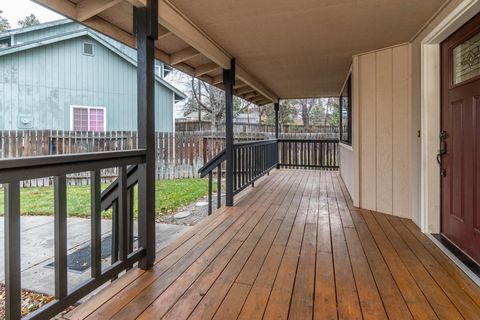 Tiny photo for 21229 Nicole Court, Bend, OR 97701 (MLS # 220212234)