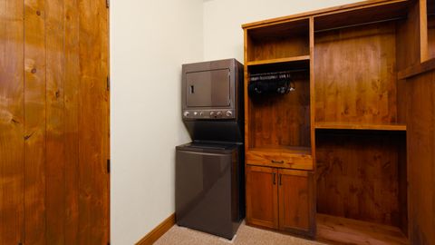 Tiny photo for 15141 SW Hope Vista Drive, Powell Butte, OR 97753 (MLS # 220220158)