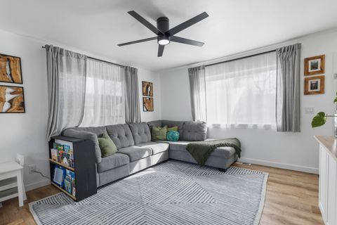 Tiny photo for 2030 Sargent Avenue, Klamath Falls, OR 97601 (MLS # 220217697)