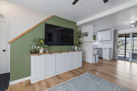 Tiny photo for 2030 Sargent Avenue, Klamath Falls, OR 97601 (MLS # 220217697)