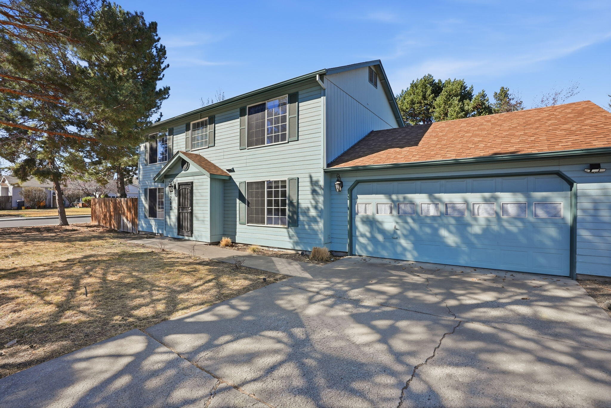 1283 NE Providence Drive