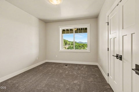 Tiny photo for 5615 Autumn Park Drive, Medford, OR 97504 (MLS # 220222723)
