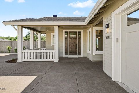 Tiny photo for 5615 Autumn Park Drive, Medford, OR 97504 (MLS # 220222723)