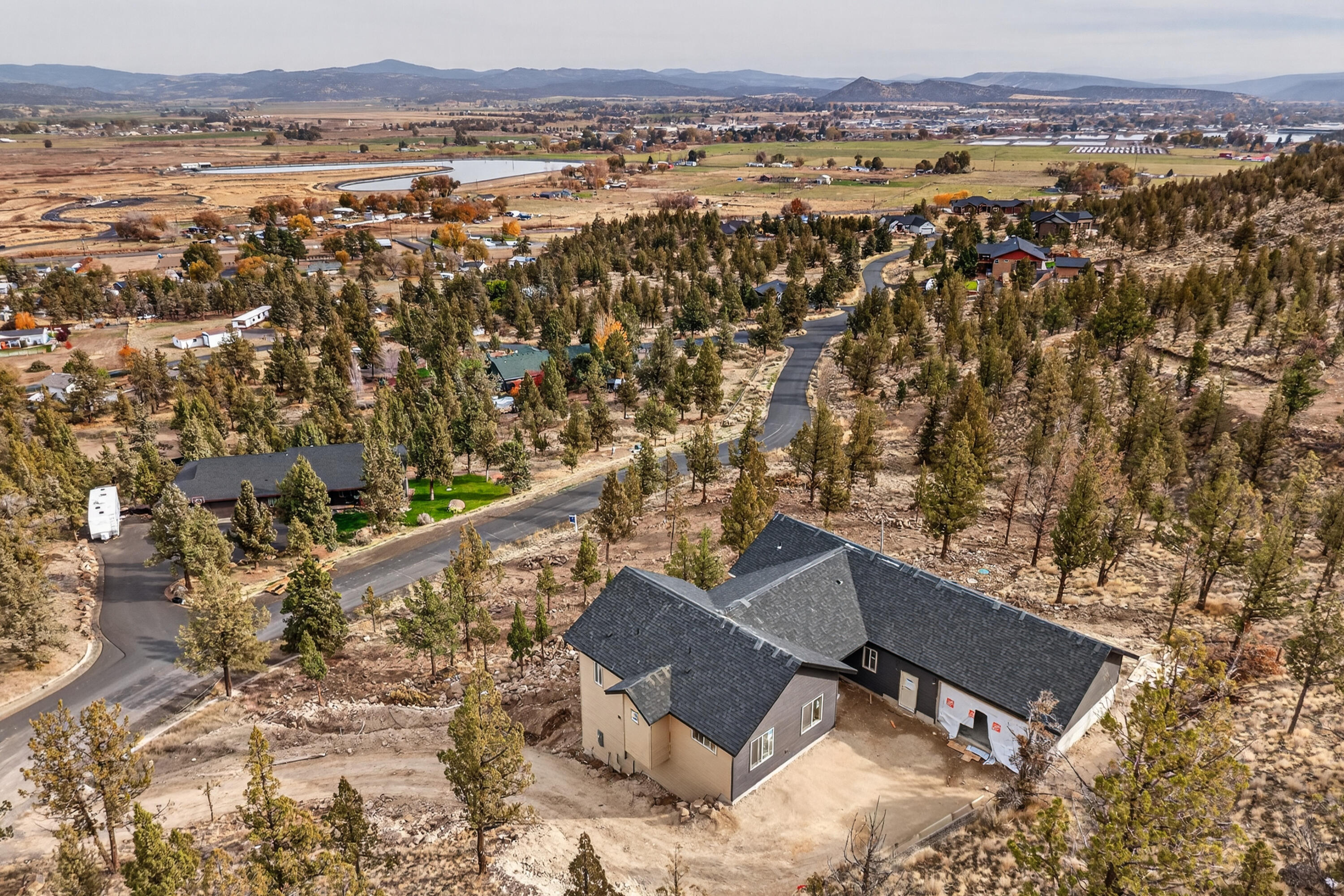 Crescent Rim Estates - Residential