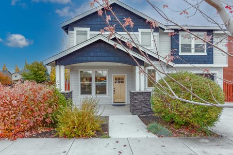 490 NW 28th Street Redmond OR 97756