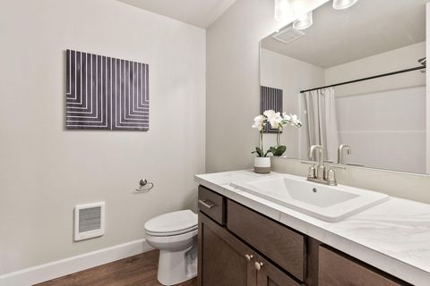 Tiny photo for 4059 SW Obsidian Place #149, Redmond, OR 97756 (MLS # 220213679)