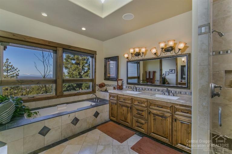 Awbrey Butte - Residential