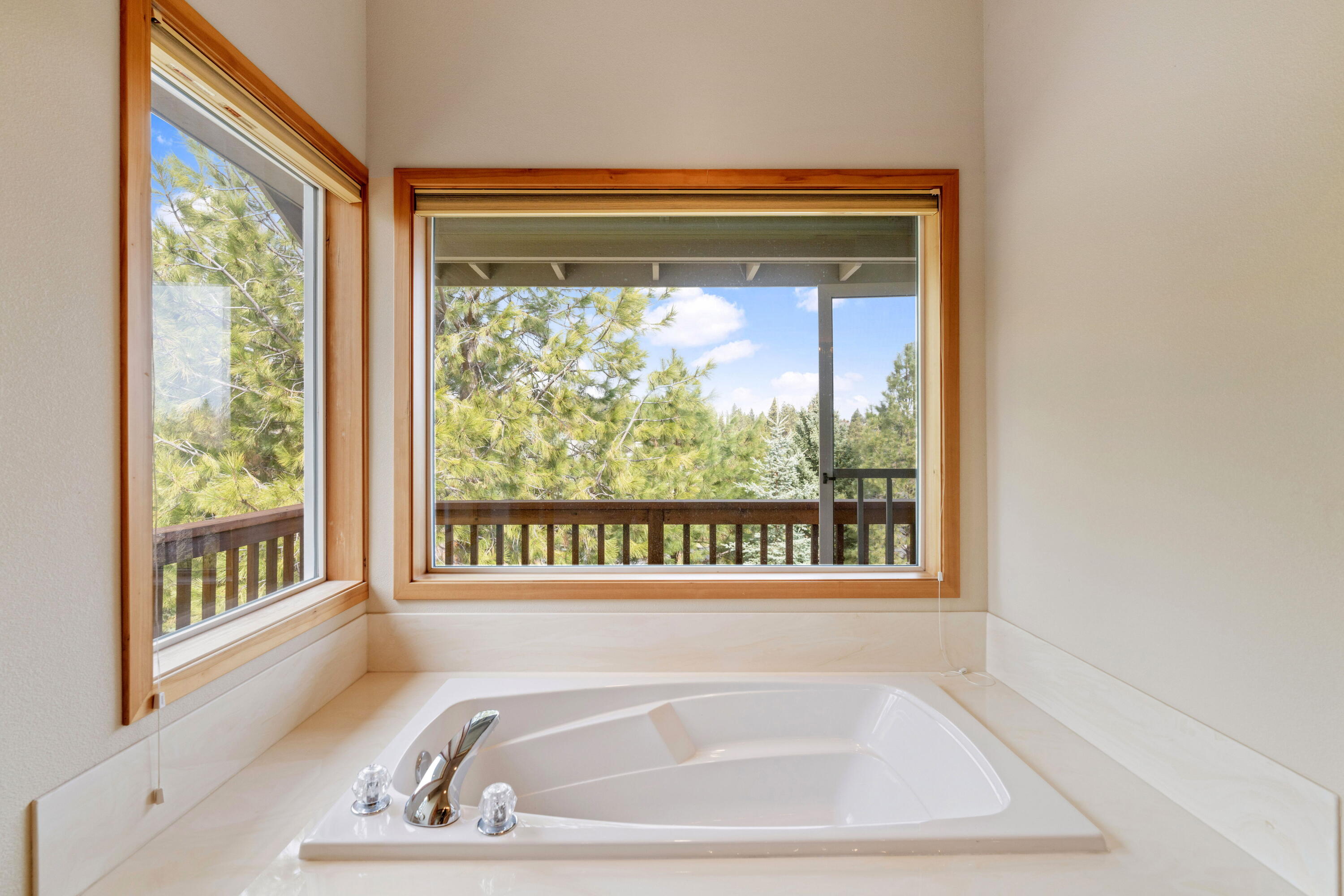 Mtn Gate - Residential