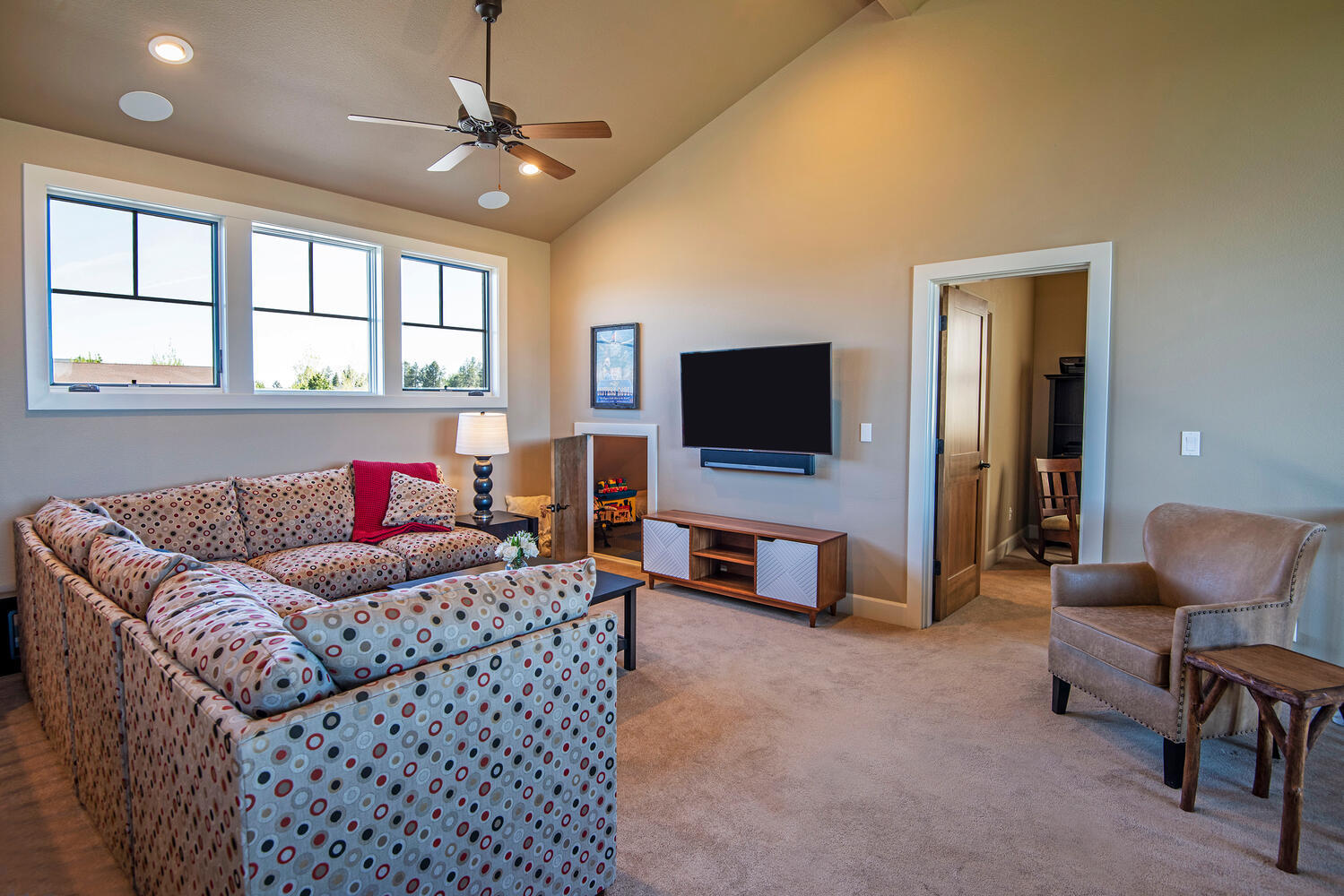 Pine Meadow Vill - Residential