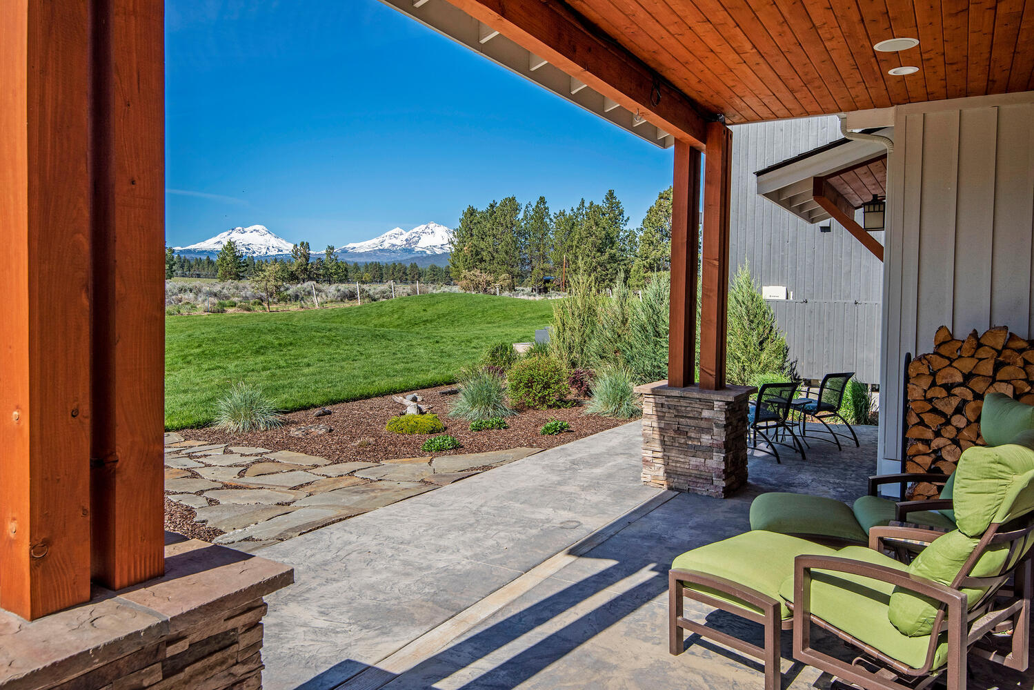 Pine Meadow Vill - Residential