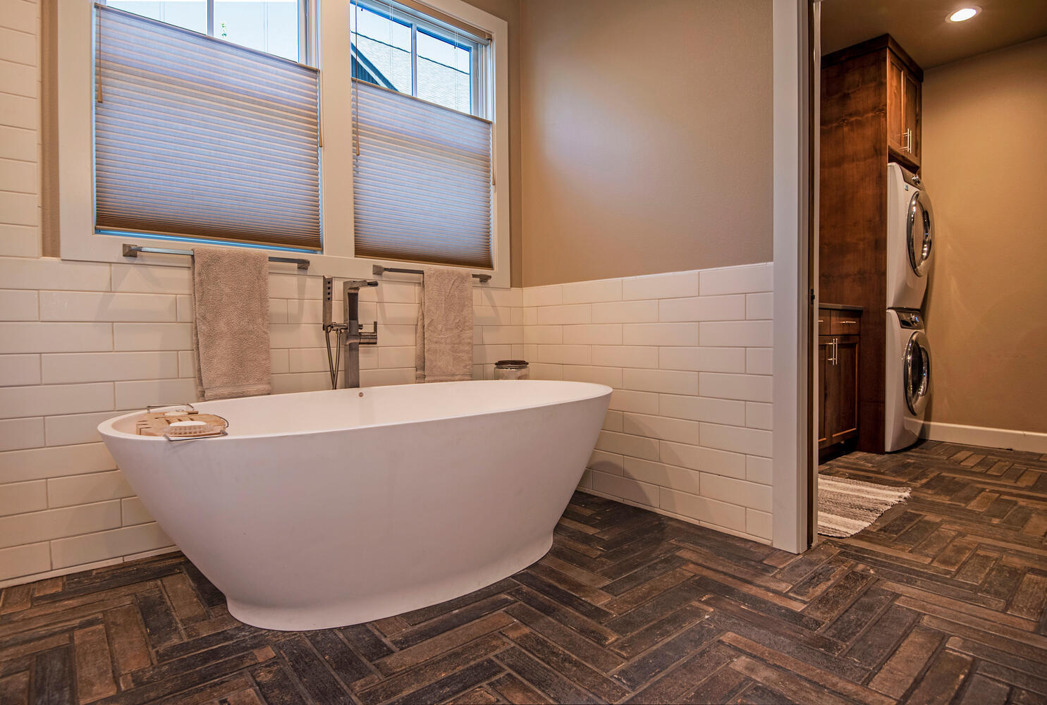 Pine Meadow Vill - Residential