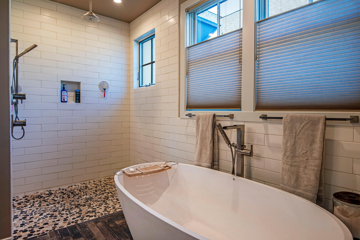 Pine Meadow Vill - Residential