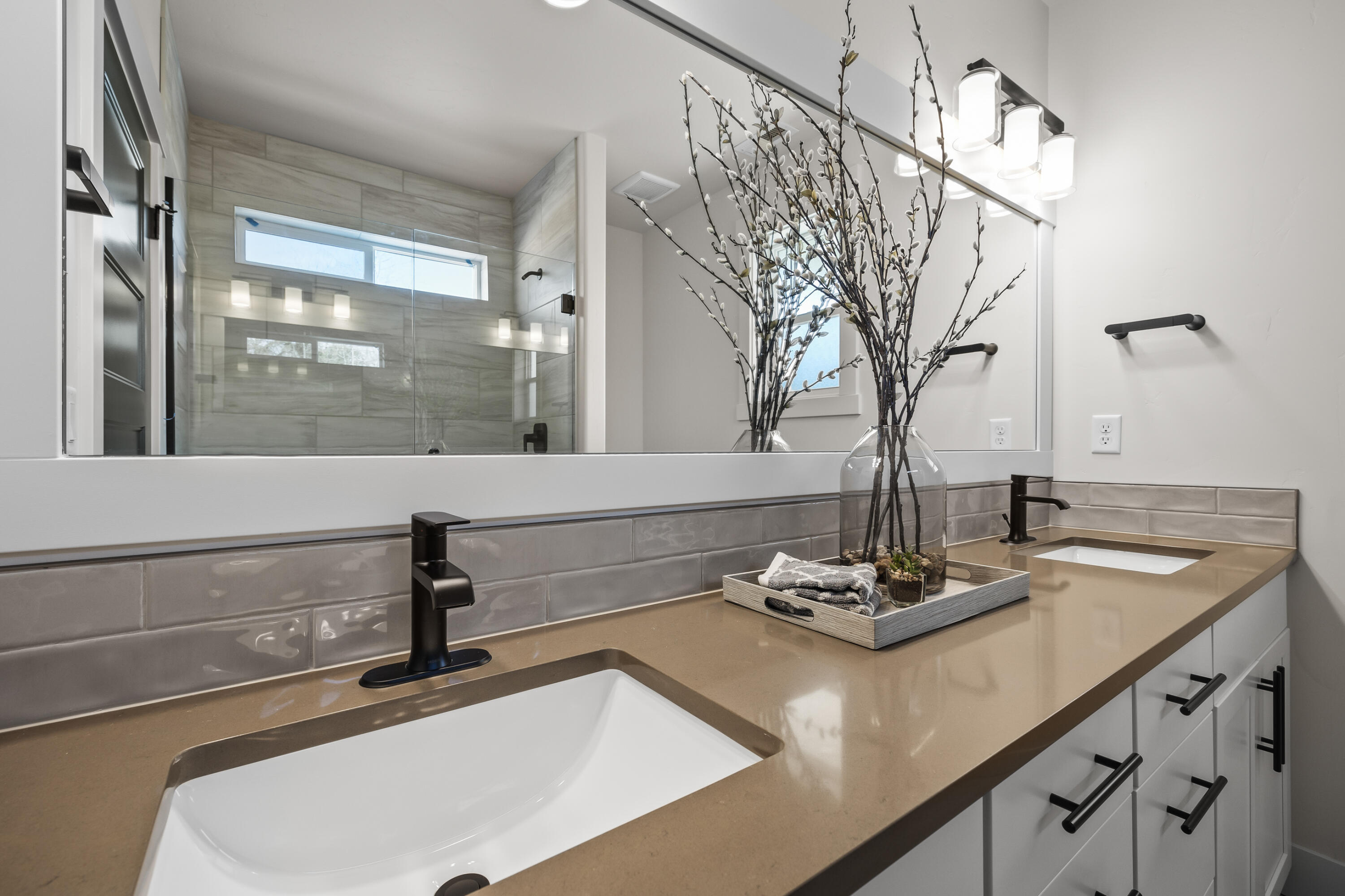 Kiesow Vista - Residential