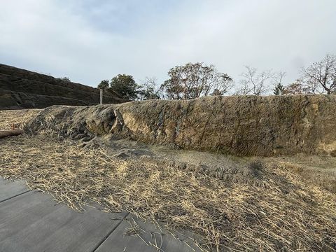 Photo of 2040 SE Wyndham Way, Grants Pass, OR 97527 (MLS # 220215644)