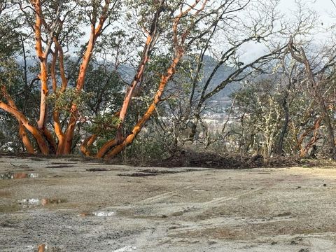 Tiny photo for 2040 SE Wyndham Way, Grants Pass, OR 97527 (MLS # 220215644)