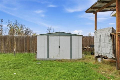 Tiny photo for 1129 Pinecroft Avenue, Medford, OR 97501 (MLS # 220215601)