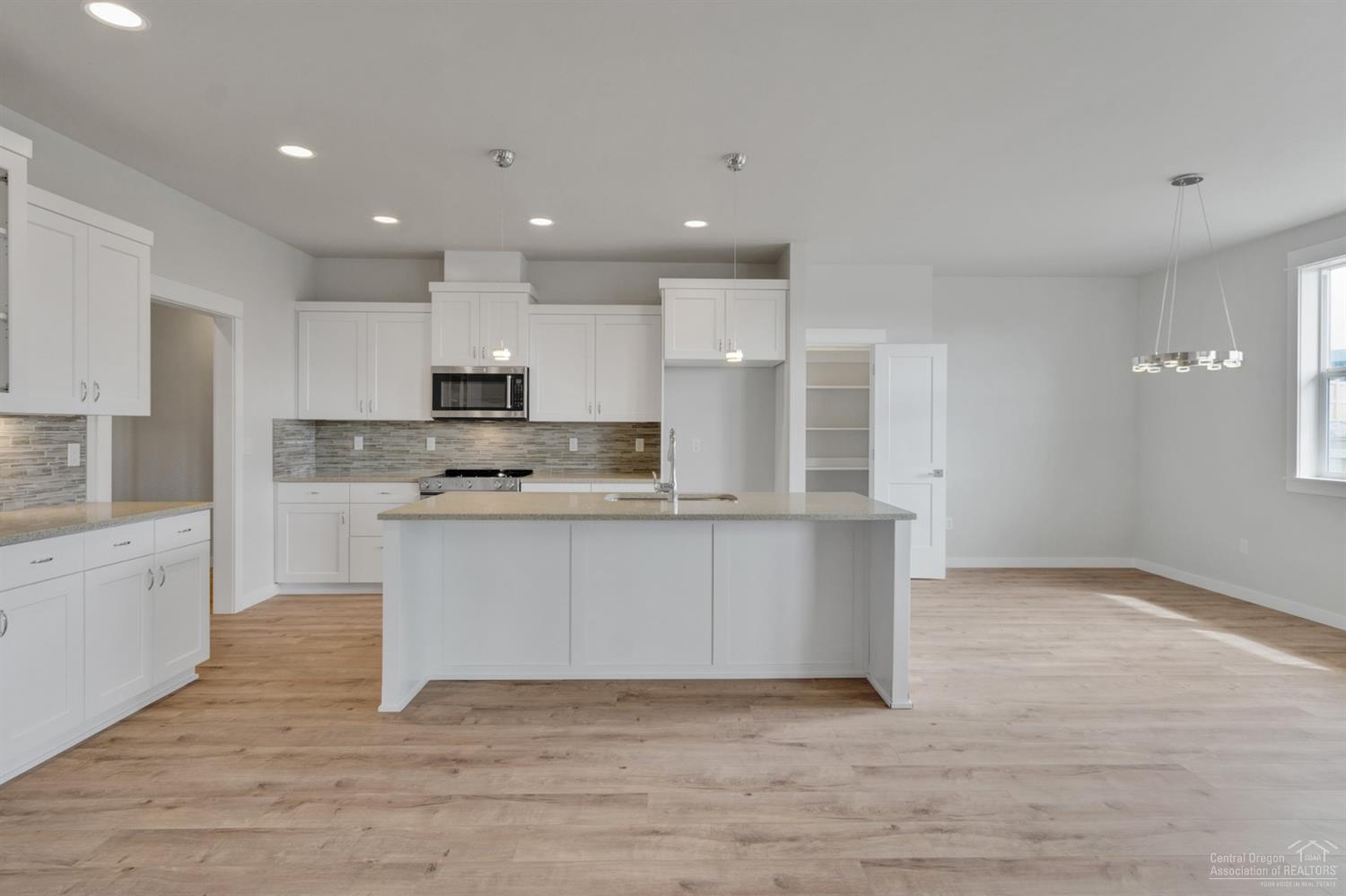 Forked Horn Butte - Residential