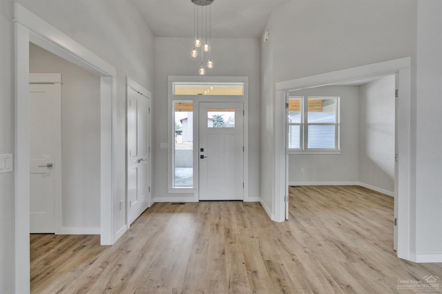 Forked Horn Butte - Residential