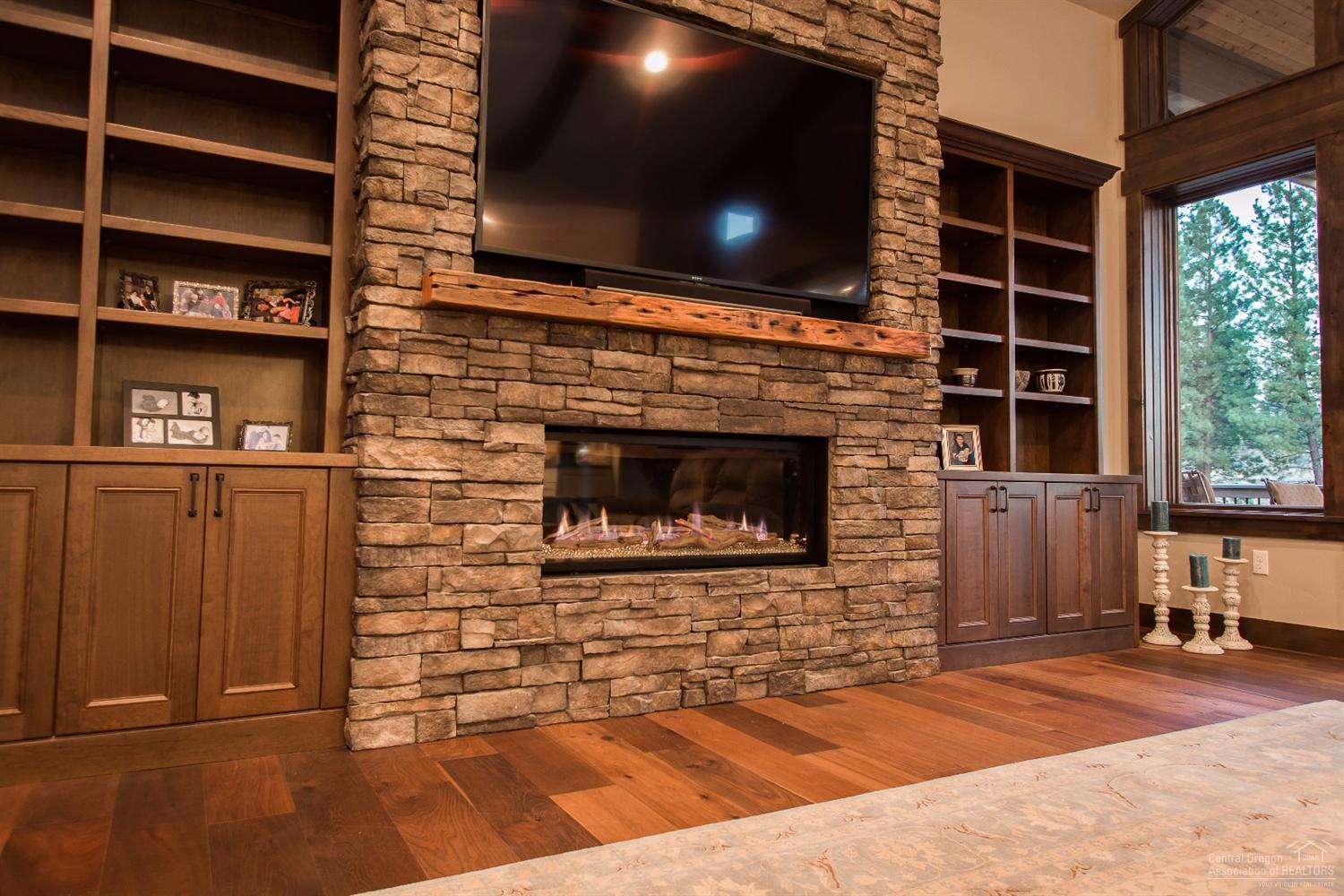 Skyliner Summit - Residential