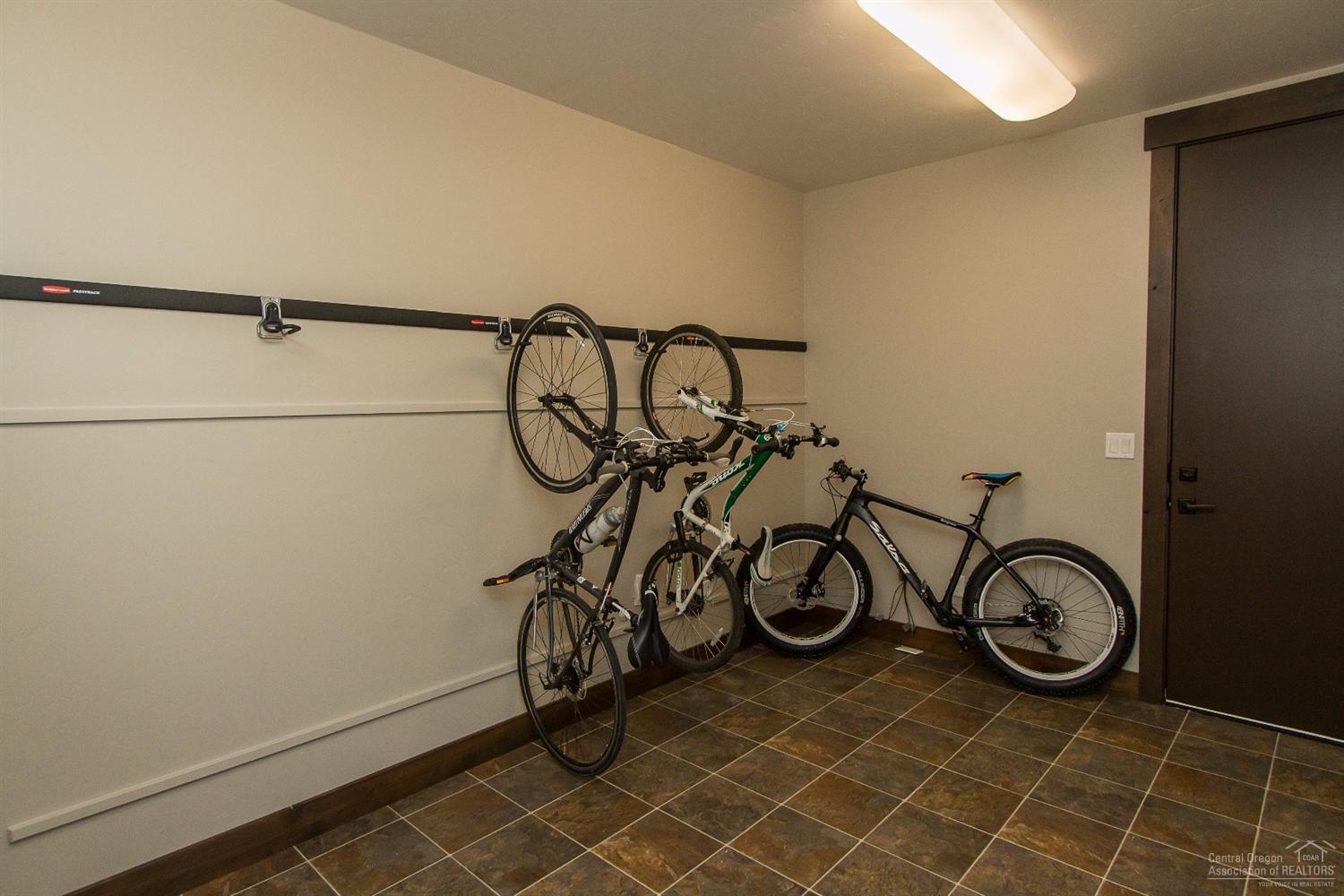 Skyliner Summit - Residential