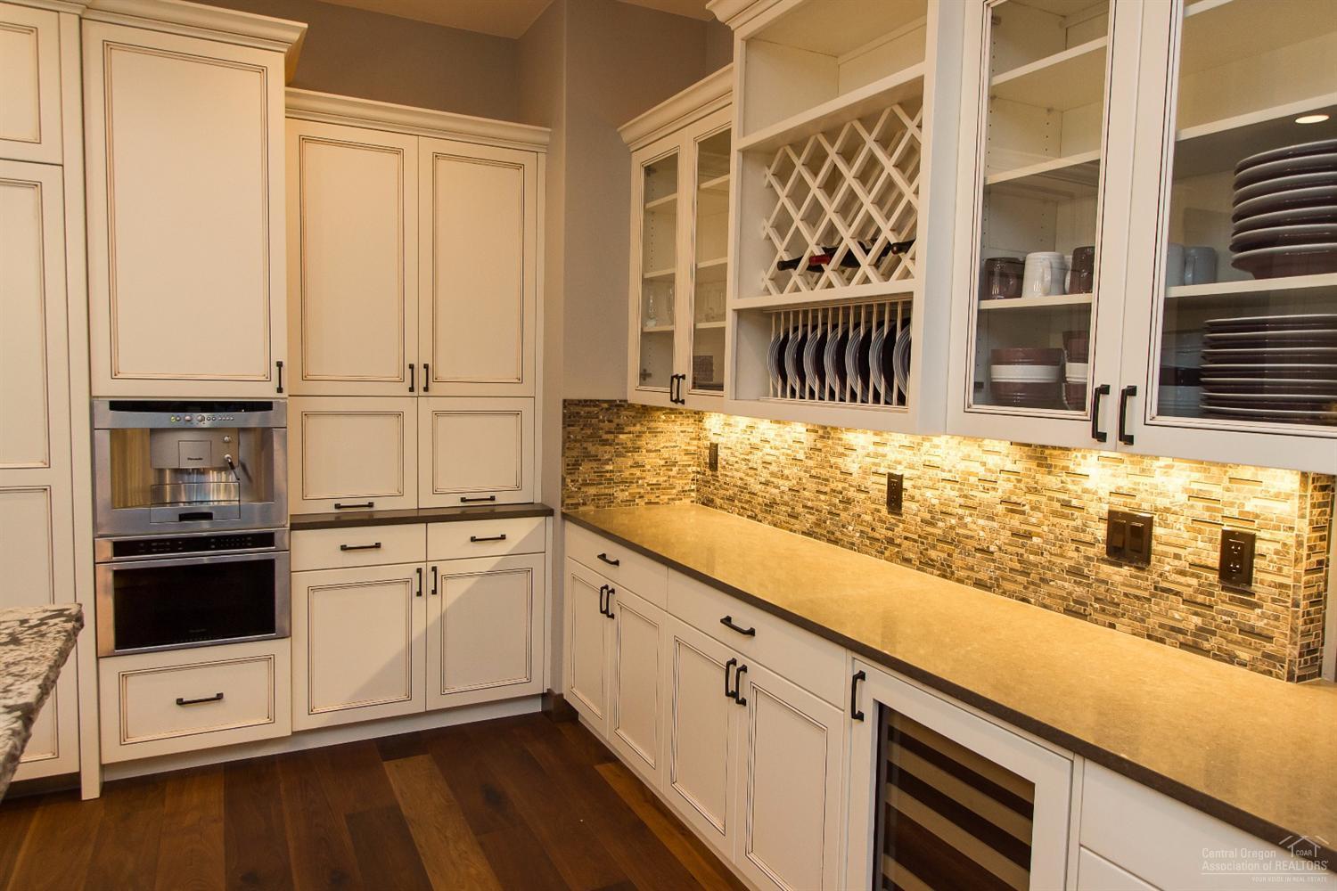 Skyliner Summit - Residential