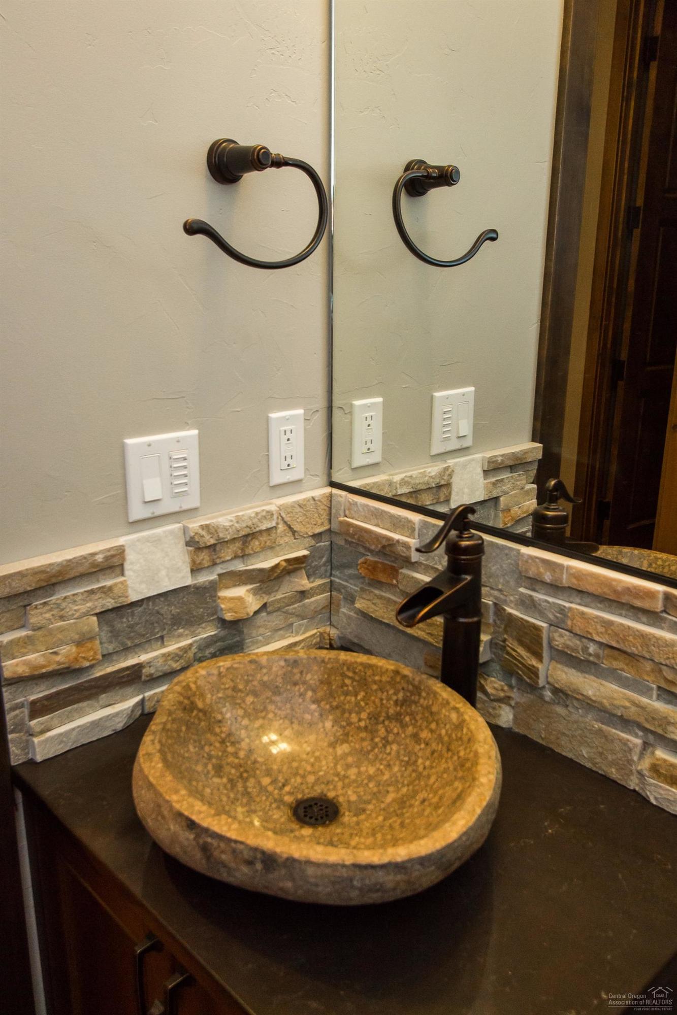 Skyliner Summit - Residential