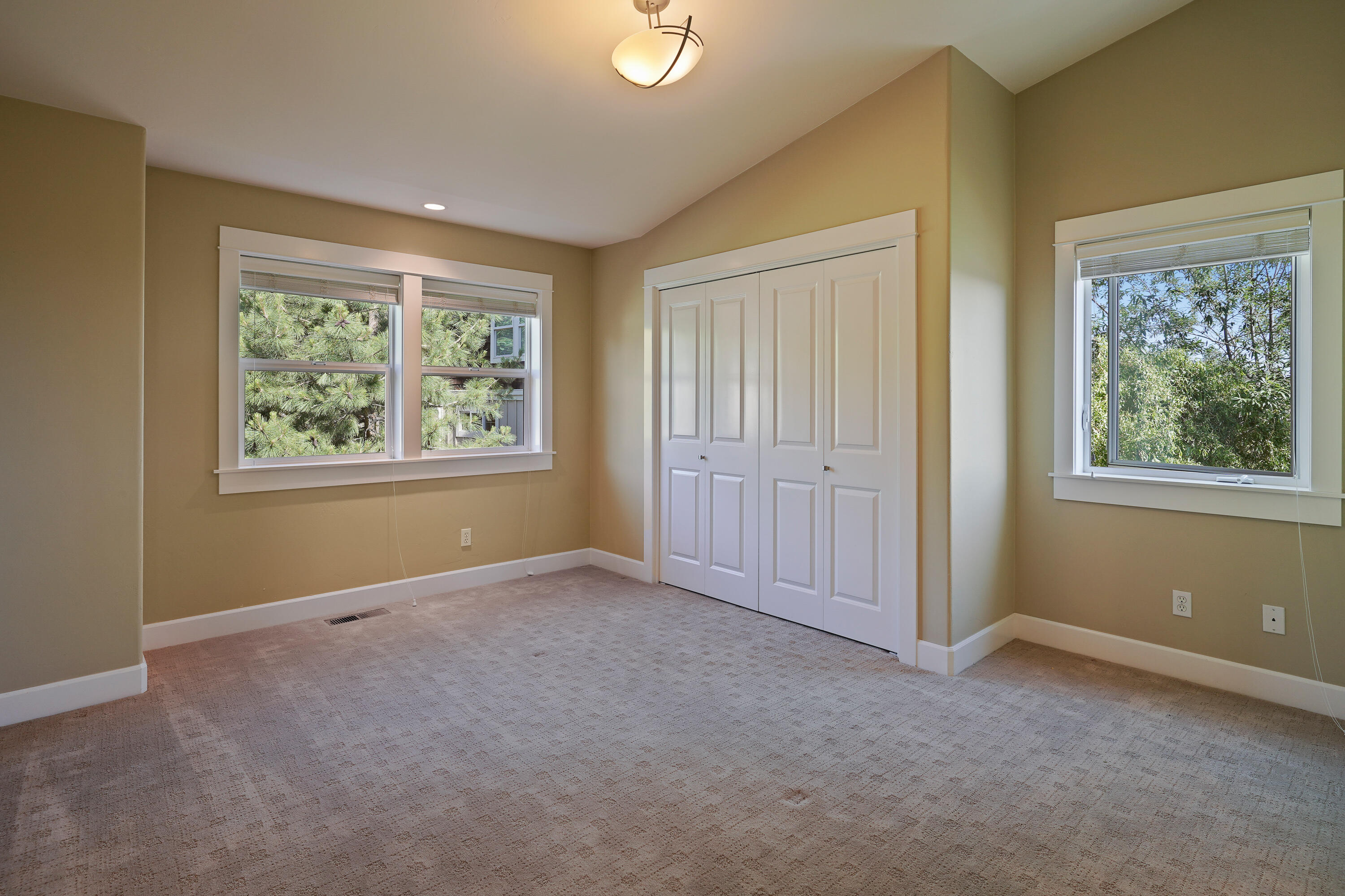 Hawks Ridge - Residential