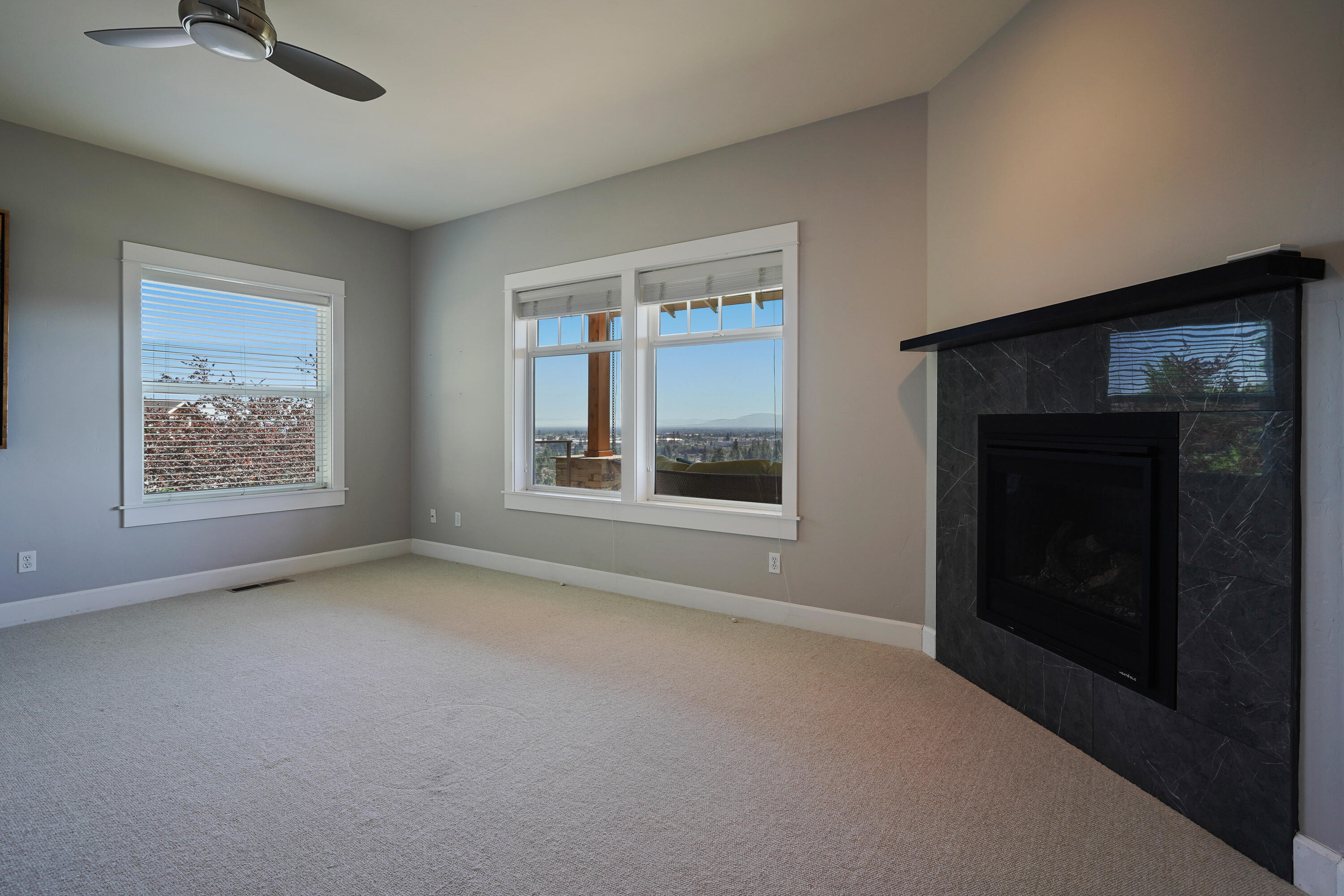 Hawks Ridge - Residential