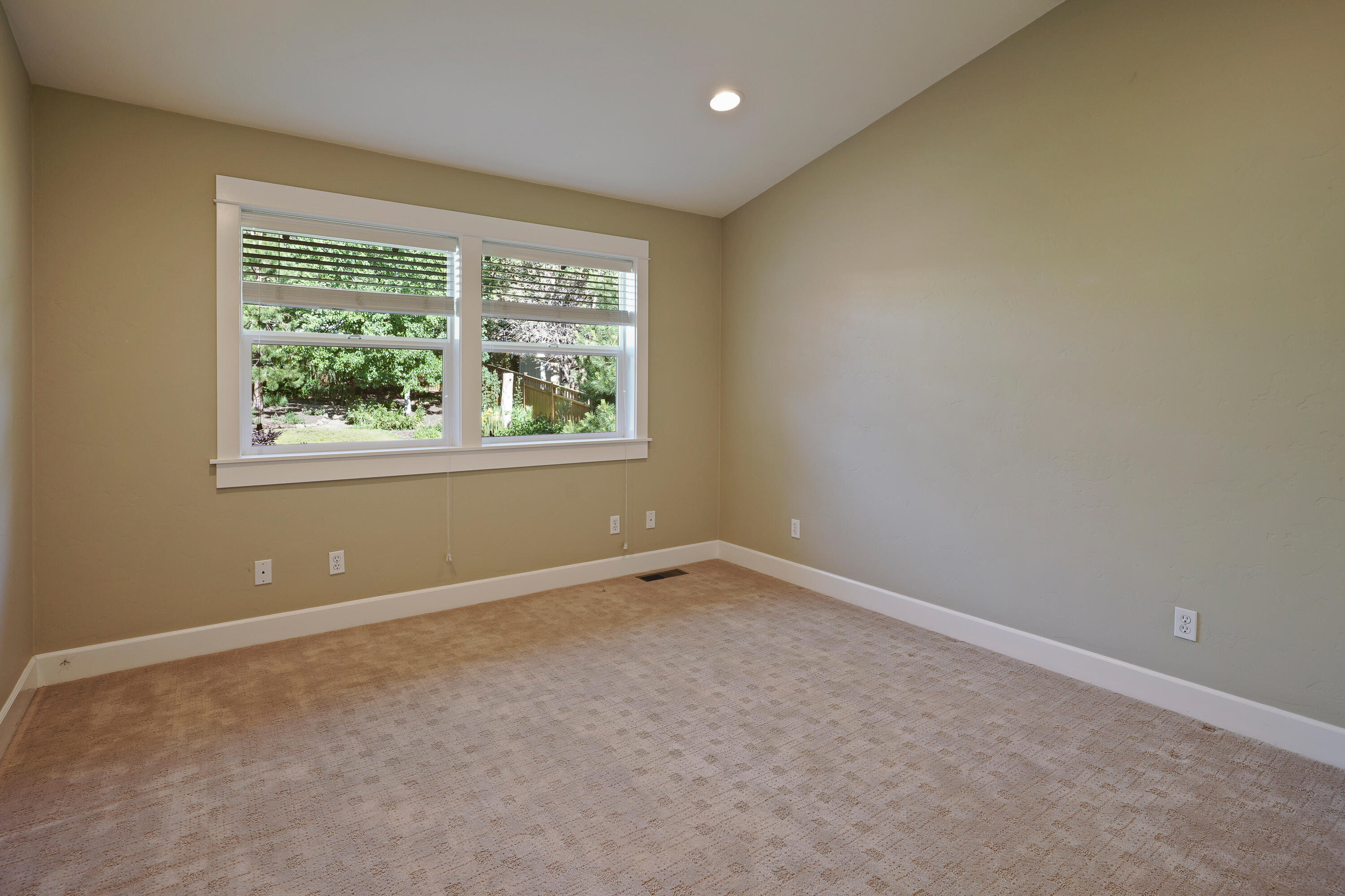 Hawks Ridge - Residential