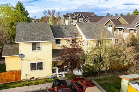 2044 NE Full Moon Drive # 6 Bend OR 97701