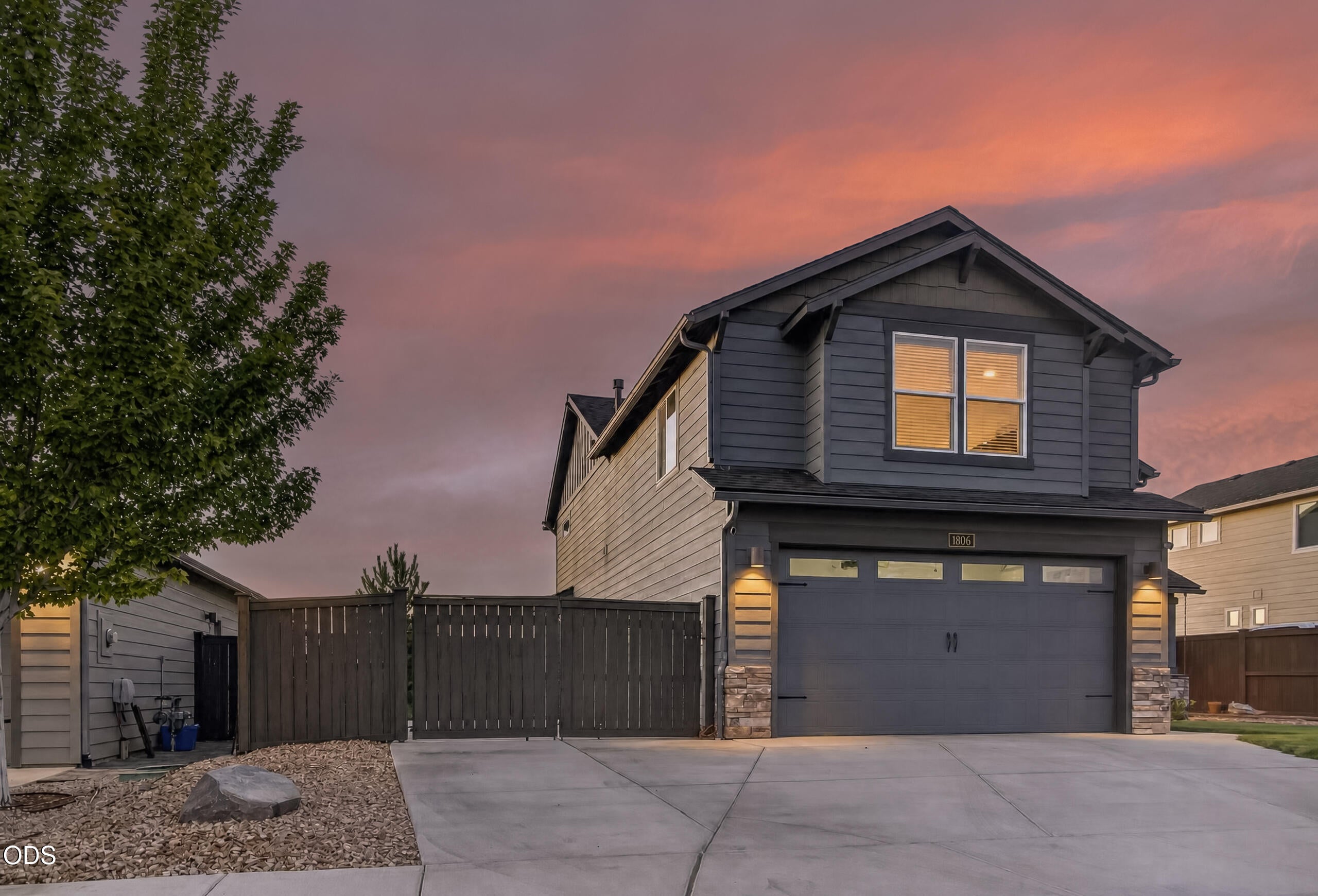 1806 NE Coby Way