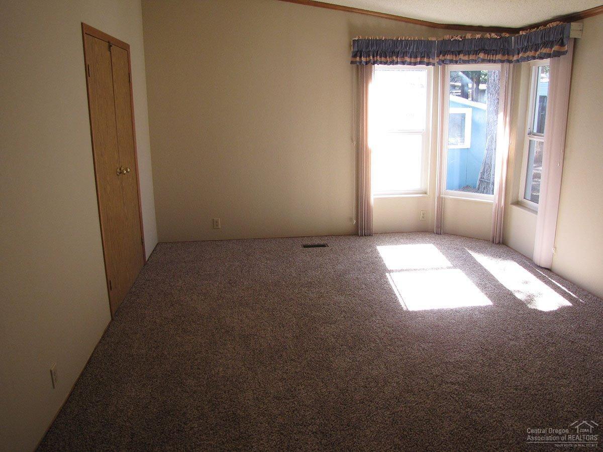 Romaine Village - Residential