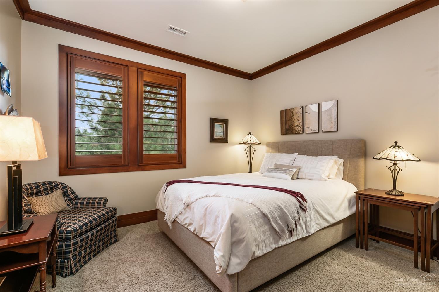 Broken Top - Residential