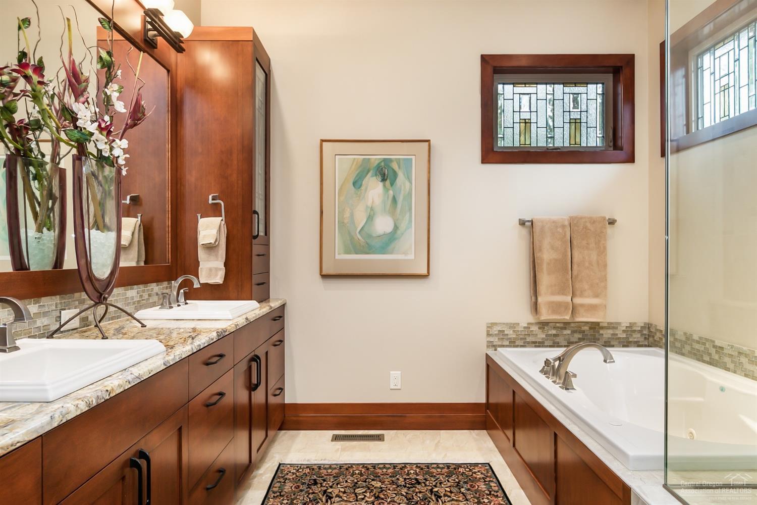 Broken Top - Residential