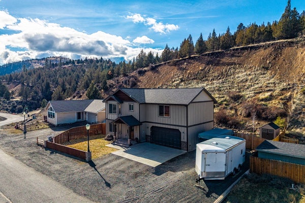 239 ELKVIEW DR, CANYON CITY, OR 97820 - Image 252cf3e2e3a0487a87e708f97c8a0de4/4139905521