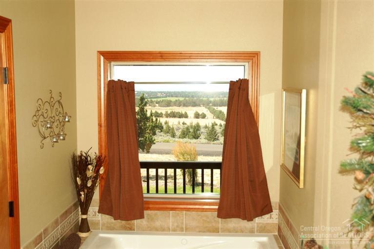 Mtn View Estate - Residential