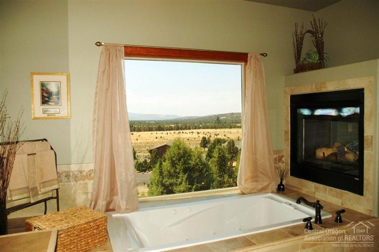 Mtn View Estate - Residential