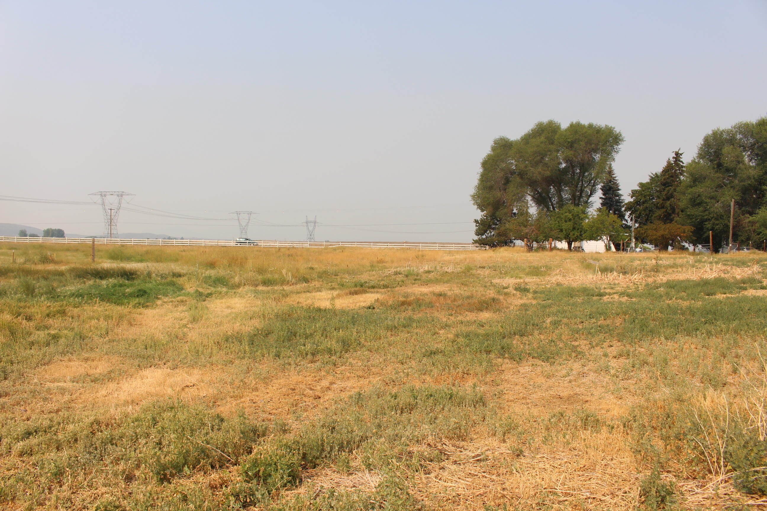 Klamath Falls -South - Land