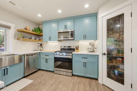 Tiny photo for 1031 Ruby Meadows Drive, Eagle Point, OR 97524 (MLS # 220224639)