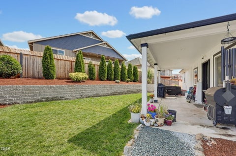 Tiny photo for 1031 Ruby Meadows Drive, Eagle Point, OR 97524 (MLS # 220224639)
