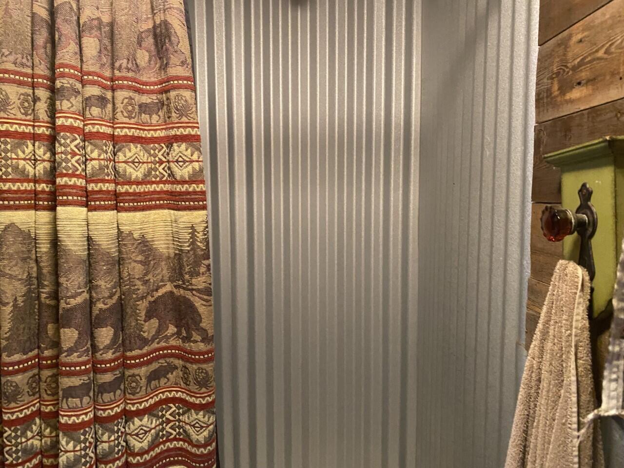 Cw Reeve Resort - Residential