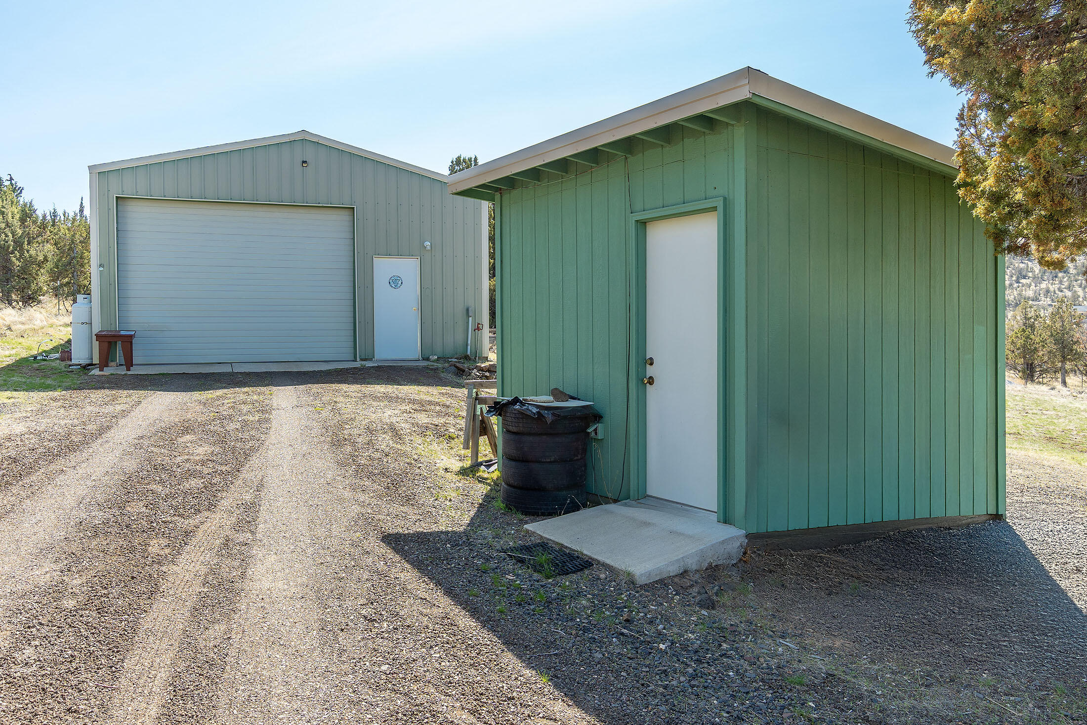 1940 SE Mountain Road