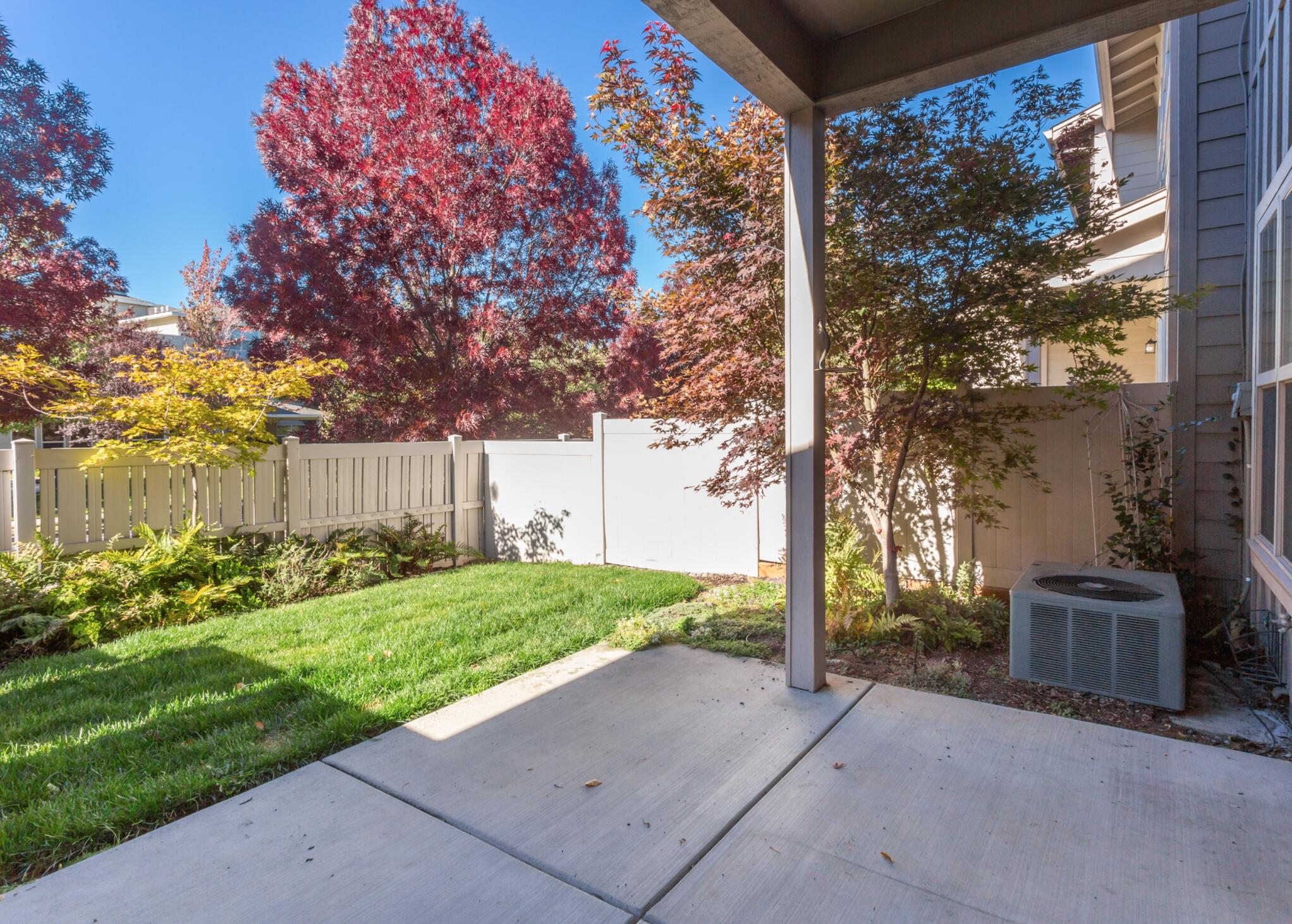 Alderwood Townhomes - Residential