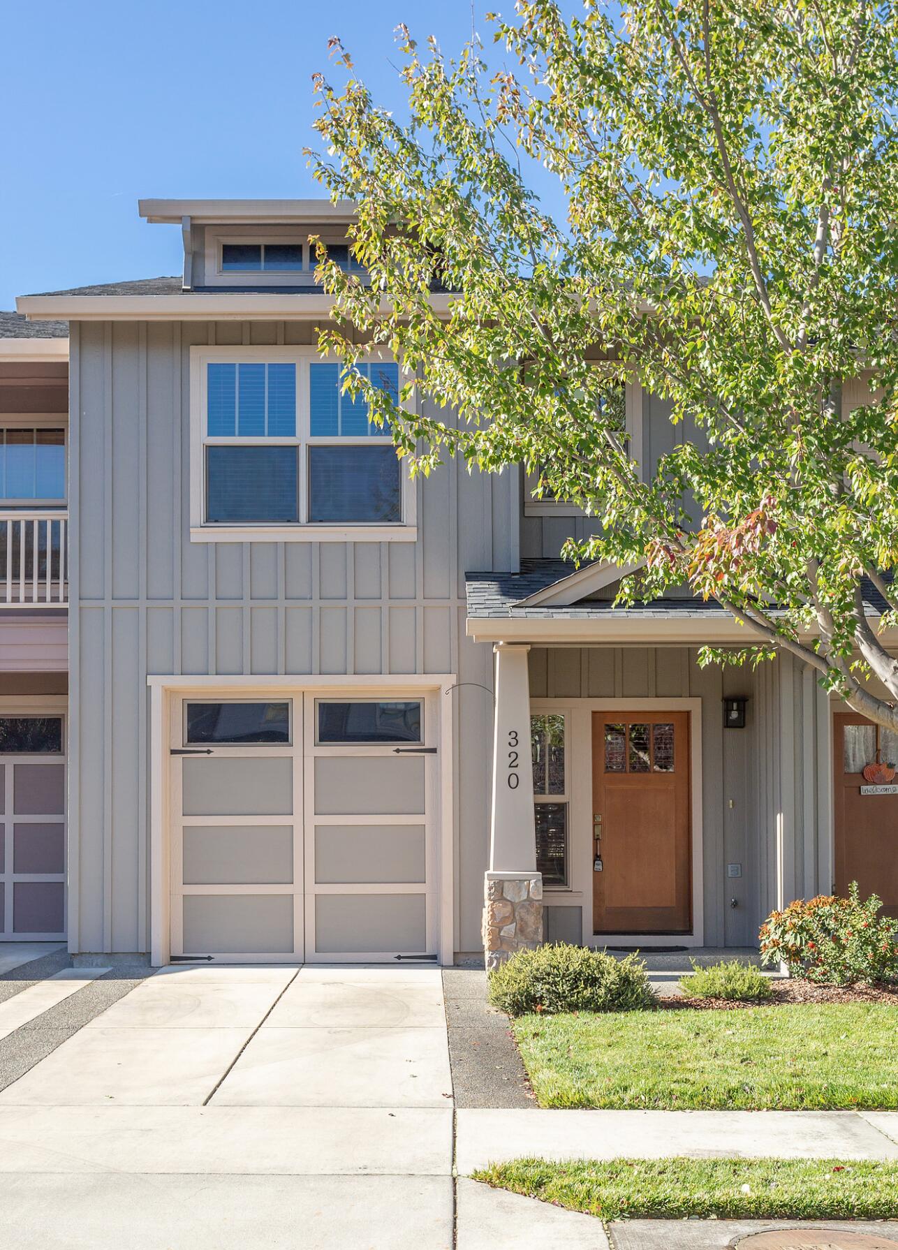 Alderwood Townhomes - Residential