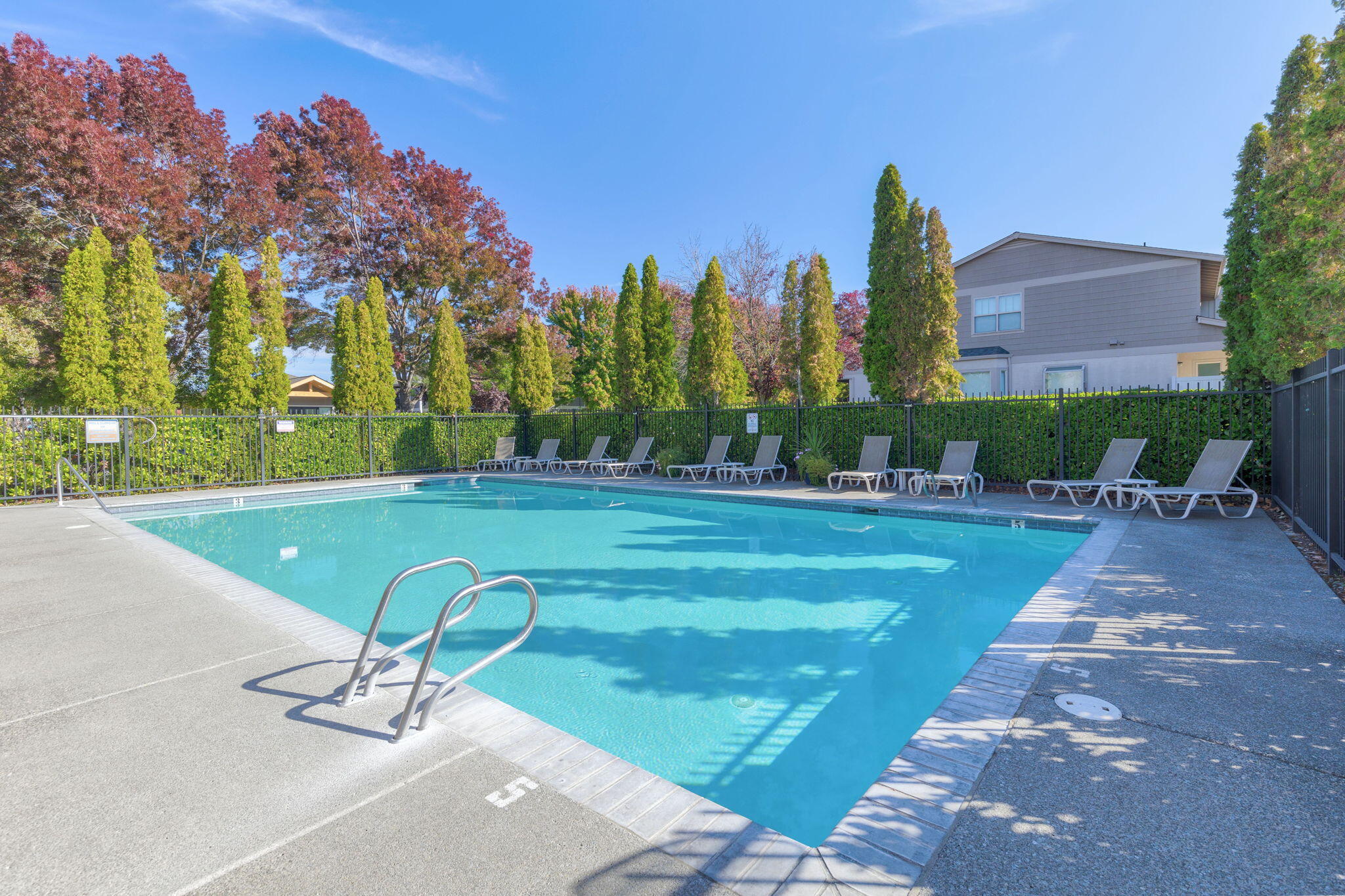 Alderwood Townhomes - Residential