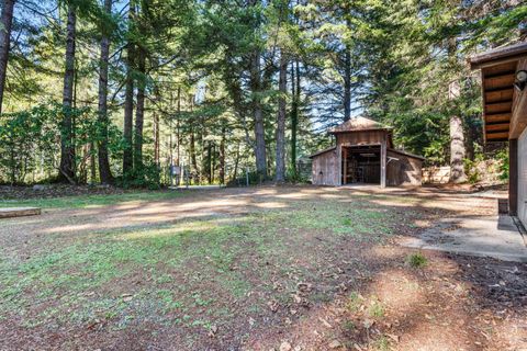 Tiny photo for 96120 Cape Ferrelo Road, Brookings, OR 97415 (MLS # 220212797)